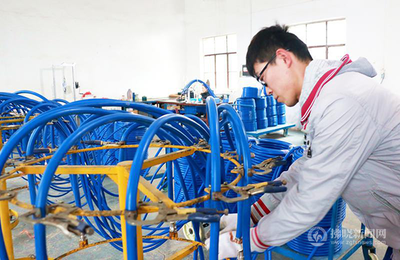 企業(yè)加緊生產 沖刺年度目標